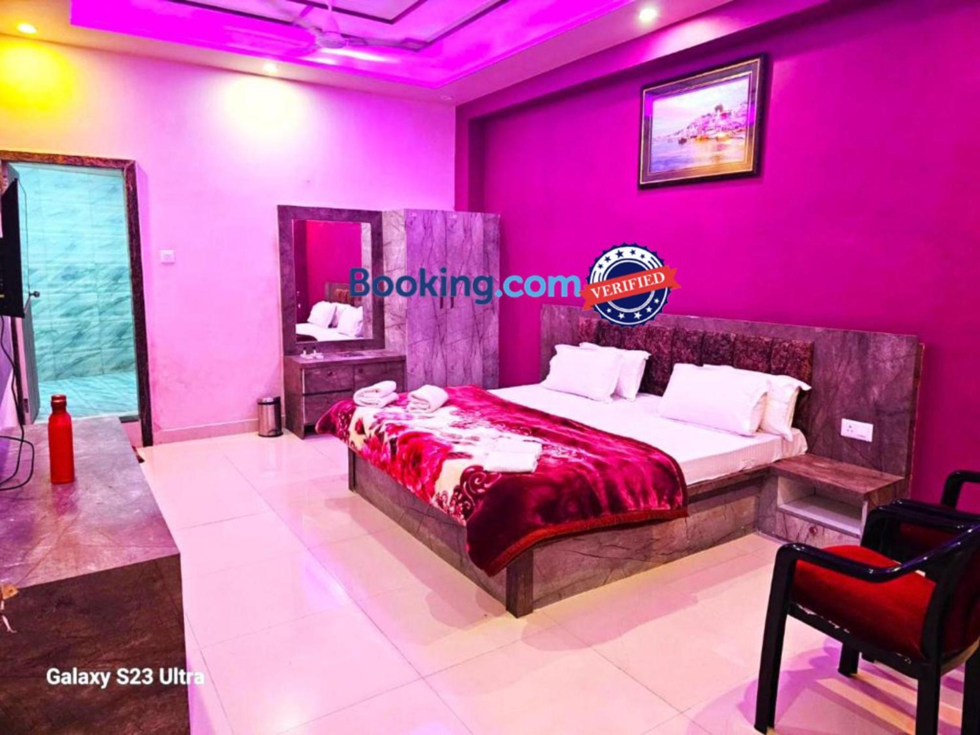 Hotel Kashi Inn Raj Ghat バラナシ エクステリア 写真