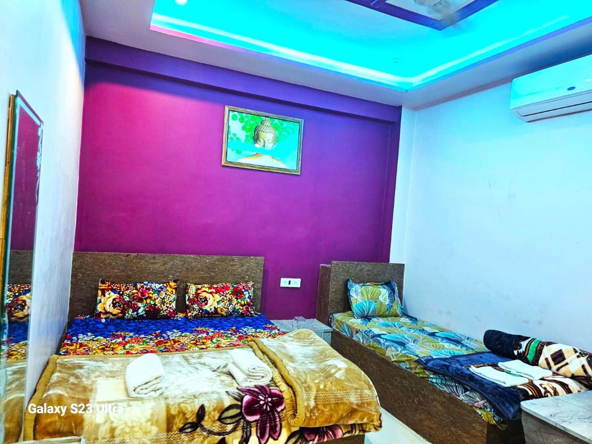 Hotel Kashi Inn Raj Ghat バラナシ エクステリア 写真