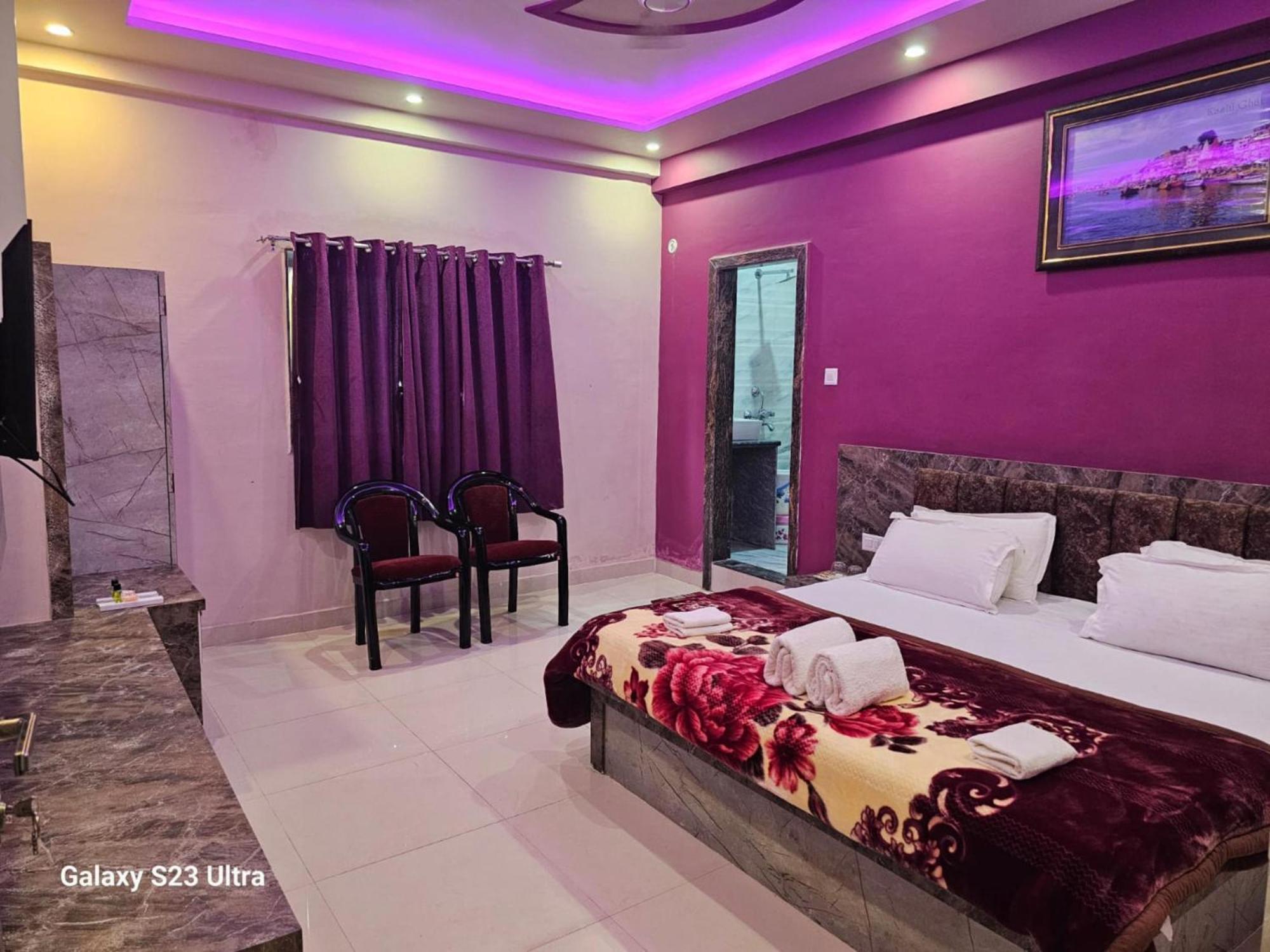 Hotel Kashi Inn Raj Ghat バラナシ エクステリア 写真